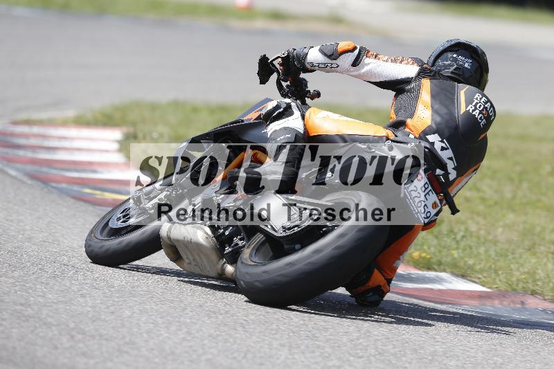 /27 12.06.2025 Ducati Schweiz Trackday Warmup  ADR/gruen-vert/27